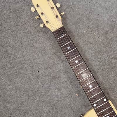 Supro 1507 1960 - ish - white image 3