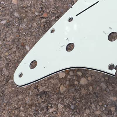 Lefty Vintage Fender 1962 Reissue Mint Green Strat Guitar Pickguard 3-ply Aged Relic image 11