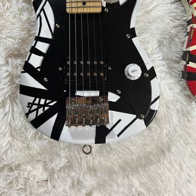 Eddie Van Halen Mini 30" Playable Guitar Set - Custom Built One Of A Kind Set - Great For Playing/Travel/Display image 5