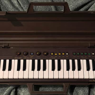 Yamaha PortaSound PS-2 + Hard Case - A True Vintage Gem! Exceptional Condition!