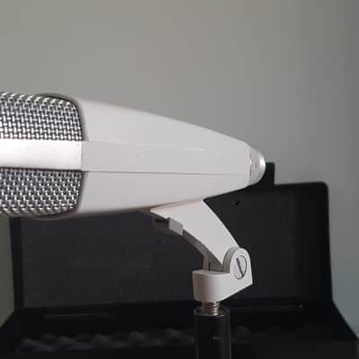 Sennheiser MD 421-N Cardioid Dynamic Microphone 1960s - 1980s - White image 5