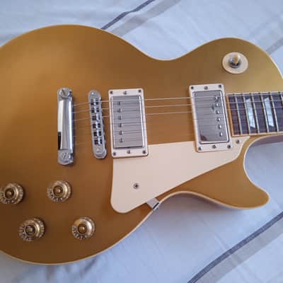 2010 Gibson Les Paul Goldtop image 4