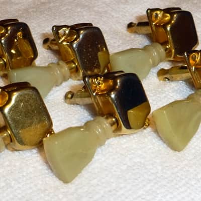 Vintage 1960s Univox Teisco Aria Gold 6 In a Line Tulip Tuner Set with Screws Right Handed Excellent MIJ image 8
