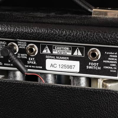 Fender Deluxe Reverb Amp image 5