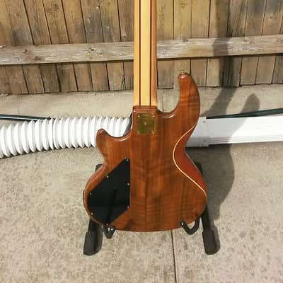Wal MK II 1989 Shedua Facings w/ ATA Bass Guitar flightcase image 7