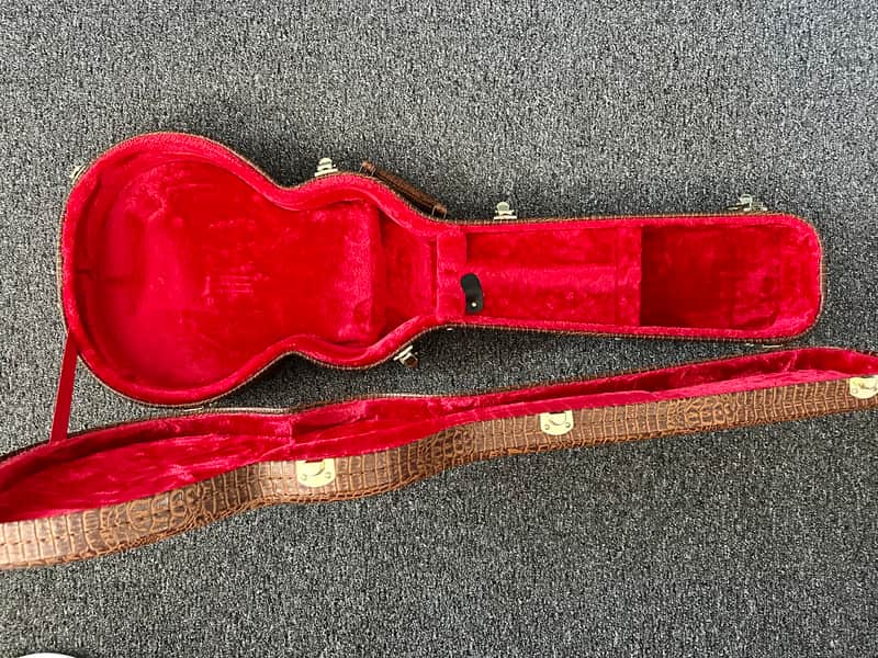 Mint Spider Croc Hard Case for Les Paul. 2010s - Brown. image 1