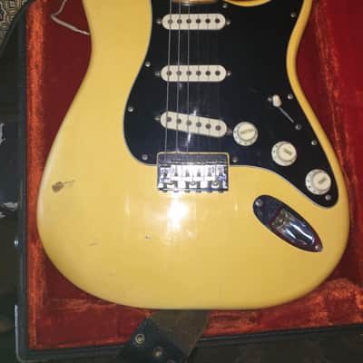 Fender Stratocaster Hardtail with 3-Bolt Neck, Rosewood Fretboard 1971 - 1977 - Olympic White image 3