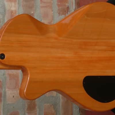 Veillette Paris Lined Fretless image 4