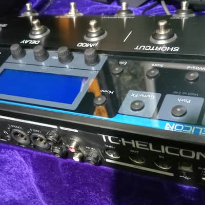 TC Helicon VOICELIVE 2 MULTI EFFECT PROCESSOR VOICE GUITAR LOOPER image 6