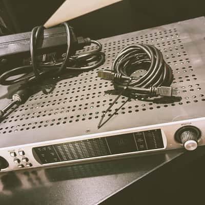 Universal Audio Apollo 8 DUO Thunderbolt Audio Interface 2010s - Silver image 2