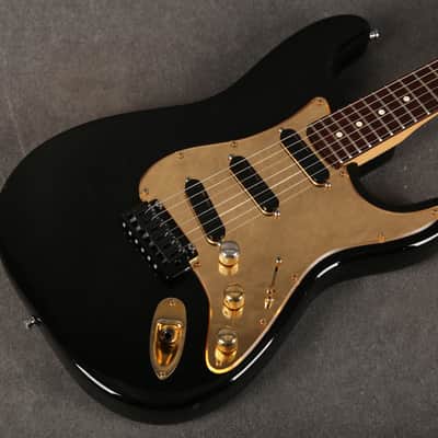 Fender 1989 Stratocaster Plus - Black & Gold - 2nd Hand image 11