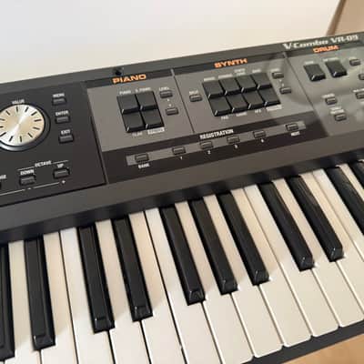 Roland VR-09 61-Key V-Combo Organ - Black imagen 4