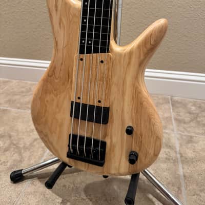 Ibanez GWB1005-NTF Gary Willis Signature Soundgear Fretless 2006 - Present - Natural Flat image 1