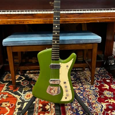 Airline Bighorn 60's - Green image 1