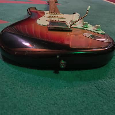 Vintage 70s - Fresher Straighter Stratocaster - 3 Tone Sunburst (Made in Japan) image 8