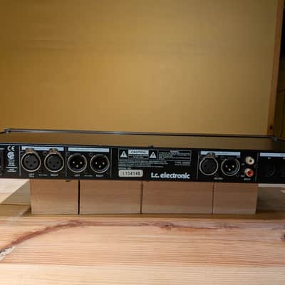 TC Electronic M2000 Multi-Effect Unit image 2