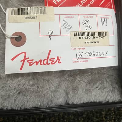 Fender Stratocaster 2017 - Honey Burst image 23