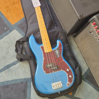 Fender American Professional Classic Precision Bass 2025 - Faded Lake Placid Blue image 2