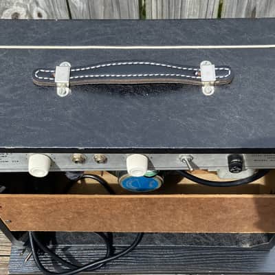 Silvertone Model 1471 5-Watt 1x8 Guitar Combo Early 1960s - Black with White Grille image 4