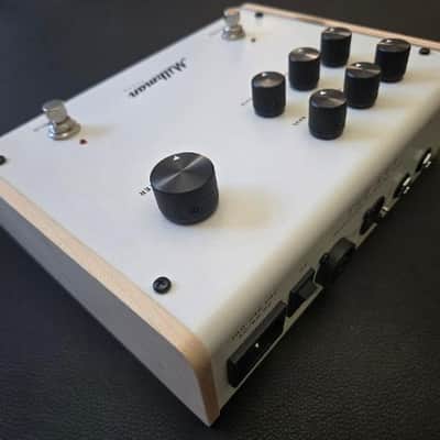 Milkman The Amp 50-Watt Pedalboard Guitar Amp 2010s - White image 8