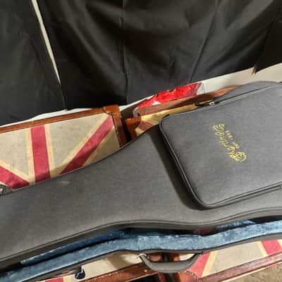 Martin OM-28 Acoustic Guitar w Case image 17
