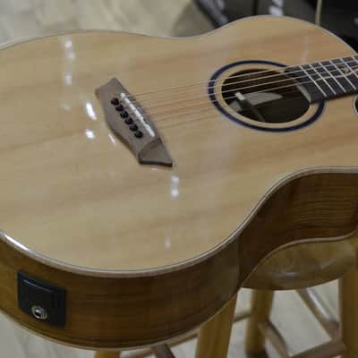 Washburn Bella Tono Suprema SC40SCE Electro Acoustic Guitar - Solid Mahogany Top image 8