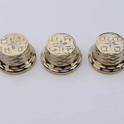 3pcs Gold Strat Style Guitar Metal Volume Tone Knobs Set image 3