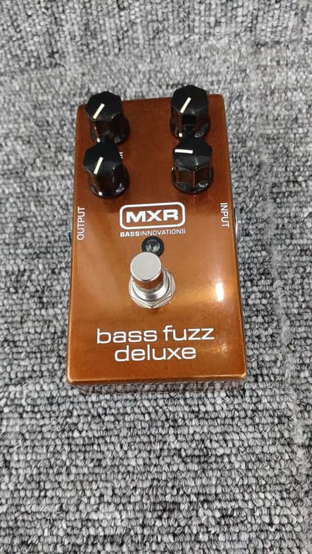 MXR BASS FUZZ DELUXE