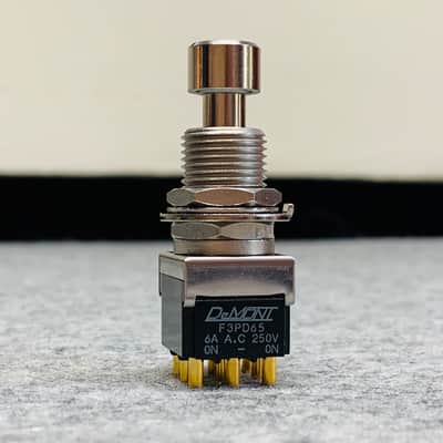 DeMont/Guyatone Premium 3PDT Soft Click Latched Footswitch image 1