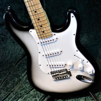 Borealis Strat - Black & White Burst image 3