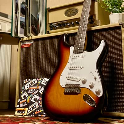 Tokai AST-95 YS/R Goldstar Sound Japan in Yellow Sunburst image 2