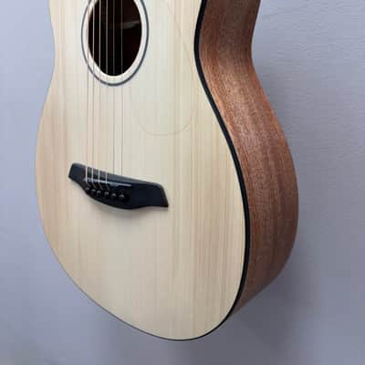 Furch Pioneer-EM a Travel Guitar 2026 - Natural Satin image 4