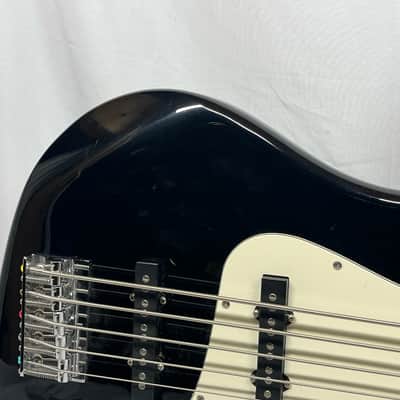 Squier Affinity Series J-Bass Jazz Bass 5-String Electric Bass image 4