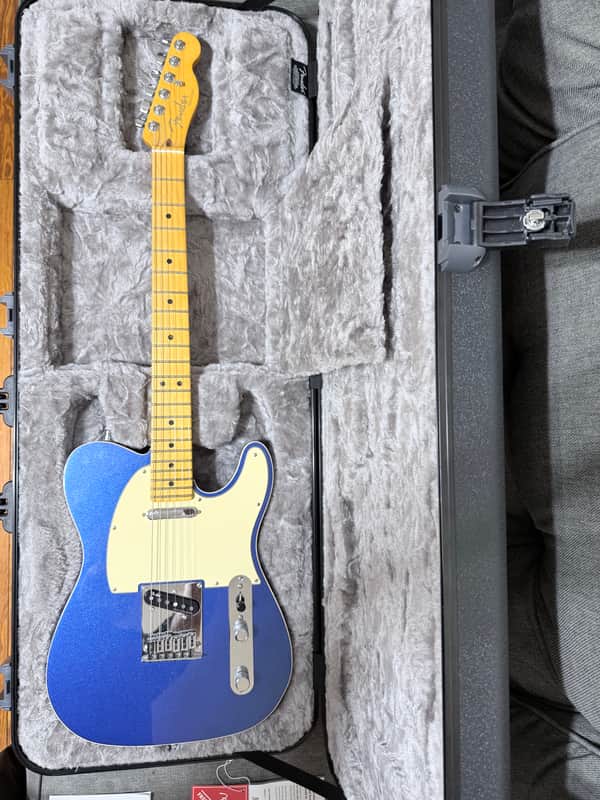 Fender American Ultra Telecaster with Maple Fretboard