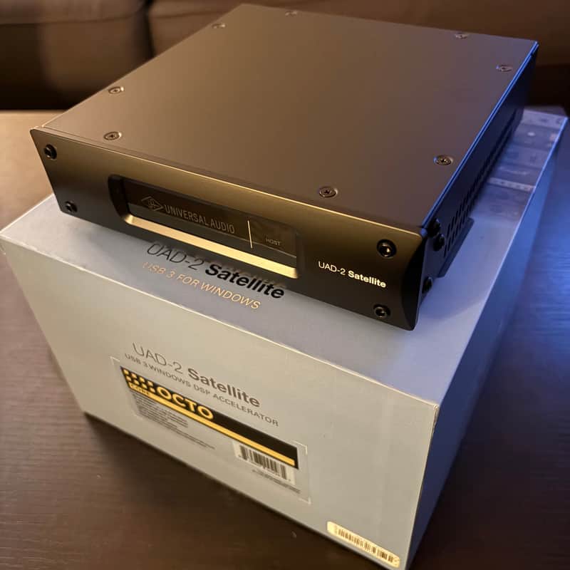Universal Audio UAD-2 Satellite OCTO Core USB DSP Accelerator
