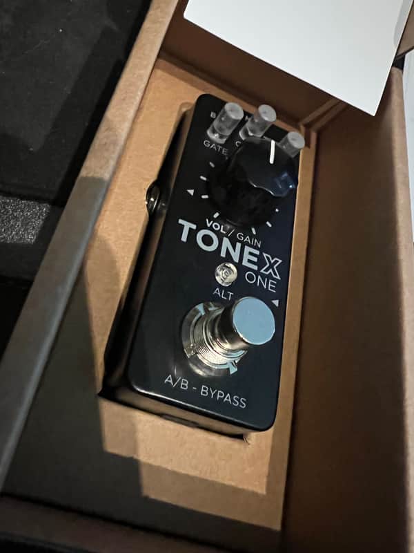 IK Multimedia ToneX One