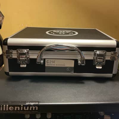 AKG C214 Professional Condenser Microphone w/ Shockmount & Hard Case – Excellent - Excellent image 10
