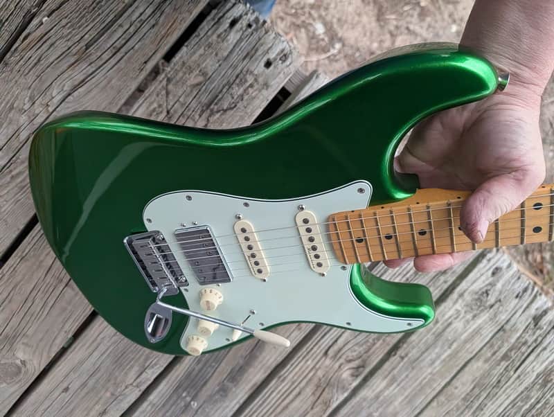 Fender Stratocaster Player Plus - Cosmic Jade image 1