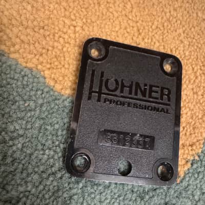 Hohner Neck plate 1988 - Black [50mm & 38mm/center of holes] image 3