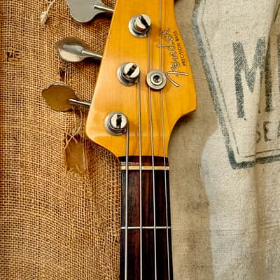 Fender MIJ '62 Reissue Precision Bass 1989 - 3 Tone Sunburst image 4