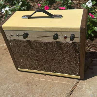 Montgomery Ward 62 GVC 9032 Combo Valco Supro Airline 1960’s - Chrome Panel image 2