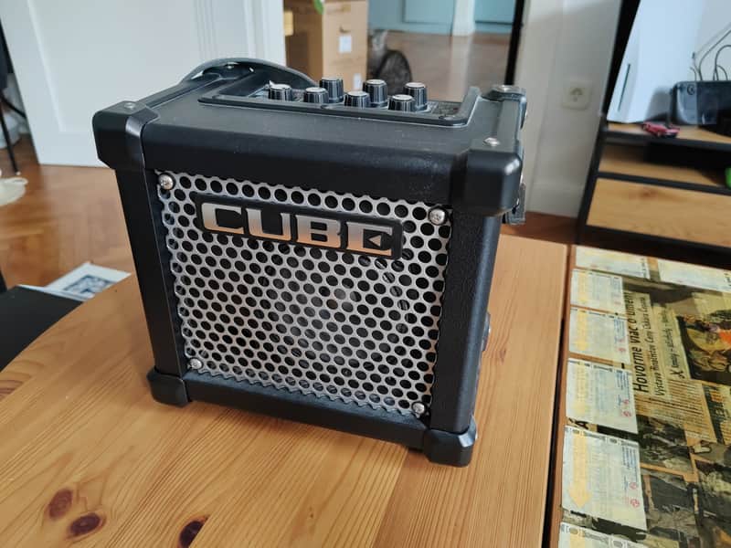 Roland Micro Cube GX - Black image 1