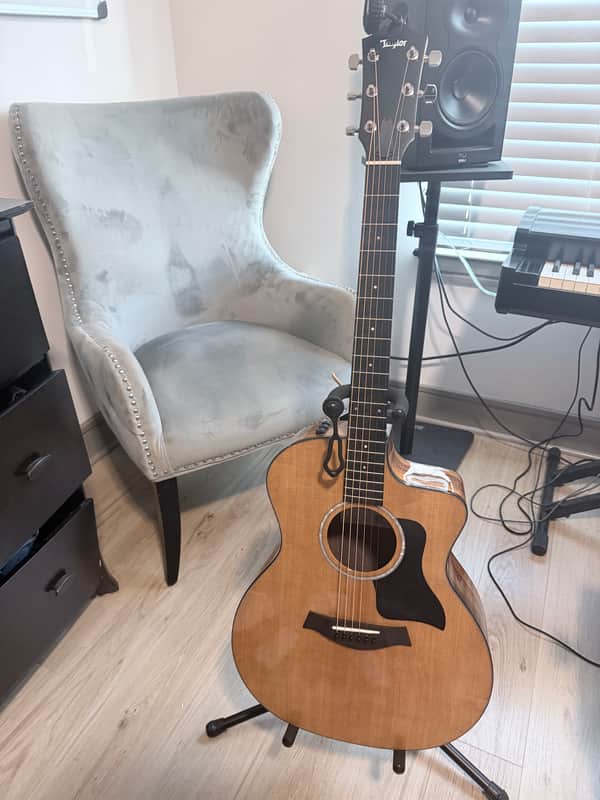Taylor 214ce Plus