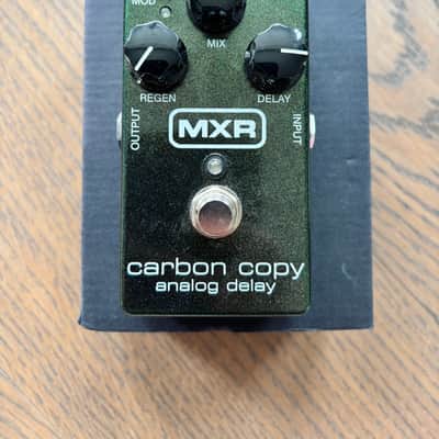 MXR M169 Carbon Copy Analog Delay – w/ Original Box, Quick Guide & Sticker image 2