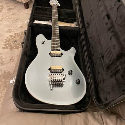EVH Wolfgang Special with Ebony Fretboard 2020 - Ice Blue Metallic - and hardshell case image 12