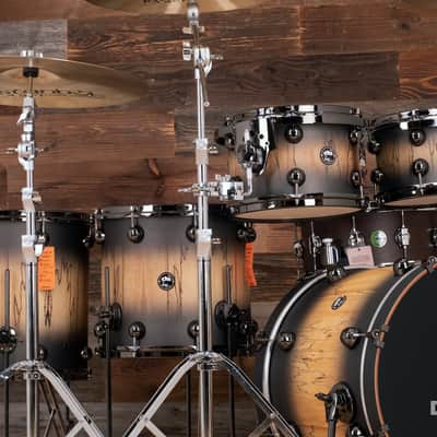DS REBEL CUSTOM SHOP 5 PIECE DRUM KIT, ALL MAPLE SHELL, BLACK TO NATURAL FADE OVER EXOTIC FOSSIL BEECH image 4