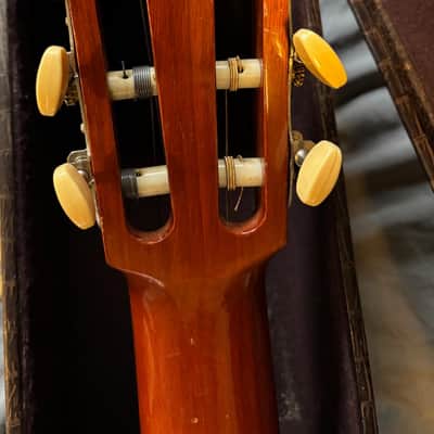 Yamaha G-85A Classical Guitar w/ Deluxe Reptile Skin Hard-Shell Case - All in VG Condition! image 9