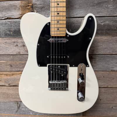 Fender Deluxe Nashville Telecaster with Maple Fretboard 2017 White Blonde image 1
