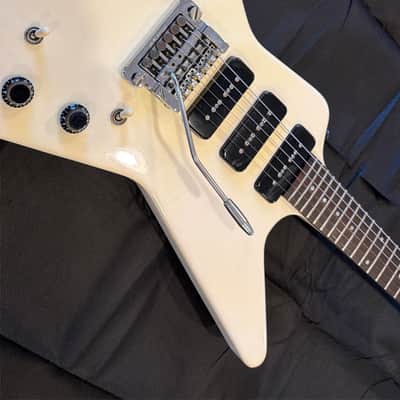 Gibson Explorer 1984 - White image 3