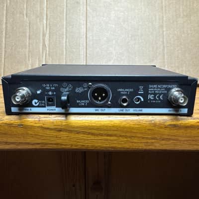 Shure SLX4 L4 Diversity Wireless Receiver image 3